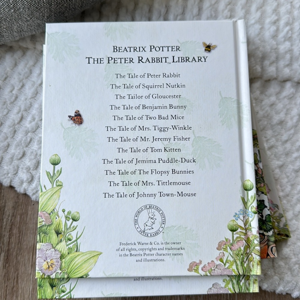 KIDS BOOKS - The Tale of Peter Rabbit 10 Book Set - Picture 5 of 5
